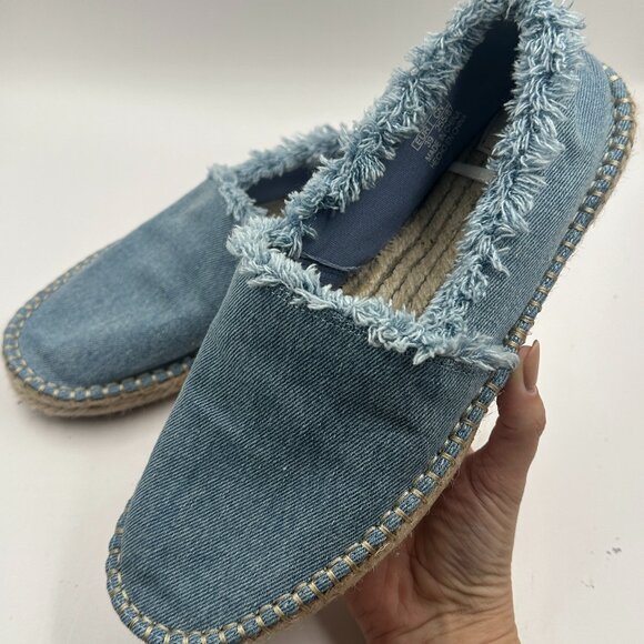 ZARA SIZE 29 DENIM JEAN ESPADRILLES RAW EDGE FLAT SLIP-ON SHOES WOMEN SANDALS - Picture 2 of 8